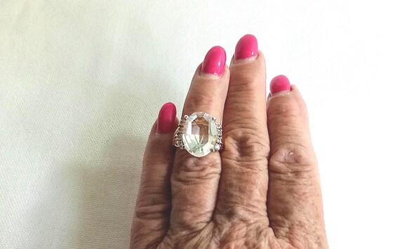 J29 Eyecatching Vintage Statement Pinky Ring (sma… - image 2