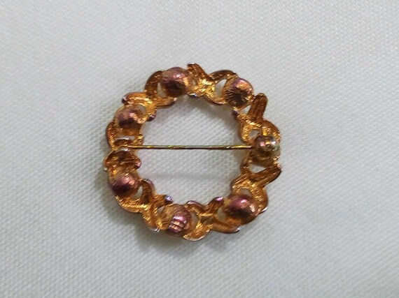 JP124. Pretty Copper Tone on Gold Metal Brooch. F… - image 4