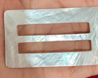 A48a Antique 1930s Handmade Mother Of Pearl Belt Buckle. Gift Idea. Tracked Shipping.