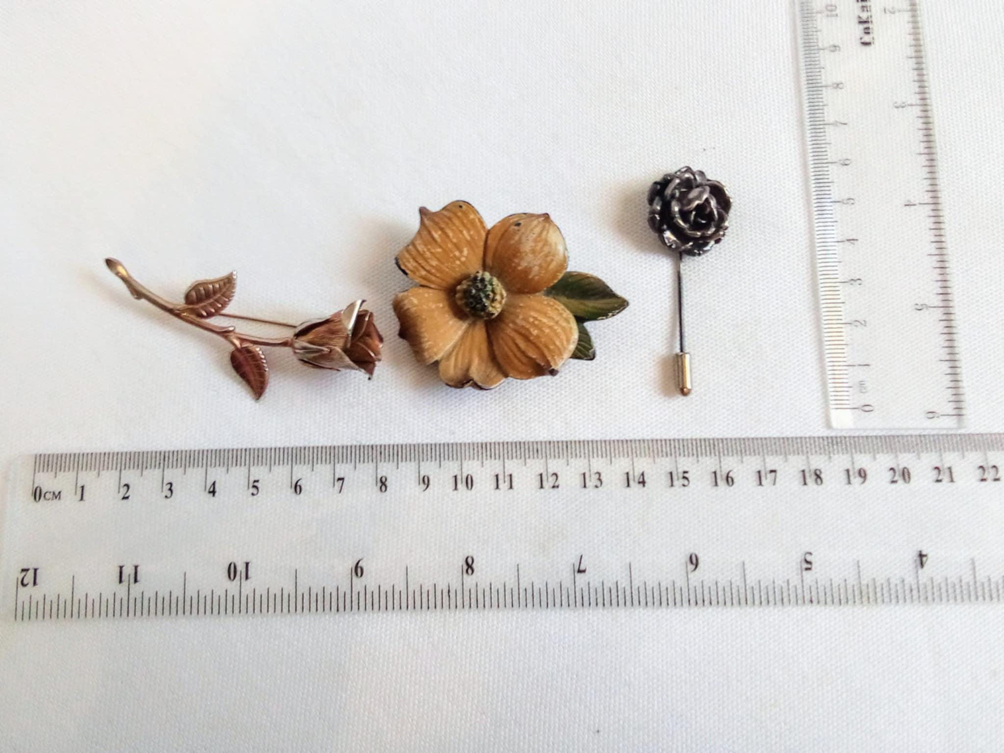 JP2295 Vintage Flower Brooches and Pin. 3 Styles. C1960's