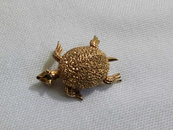 Broche Tortue En Métal Doré Et Composite, Année 2015 - Occasion En Bel état
