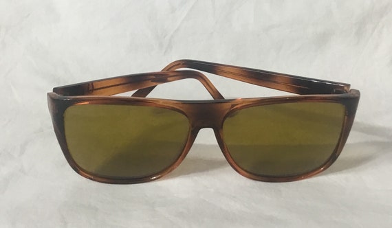 L17 Vintage Very Collectible “ORVIS” Sunglasses (… - image 1