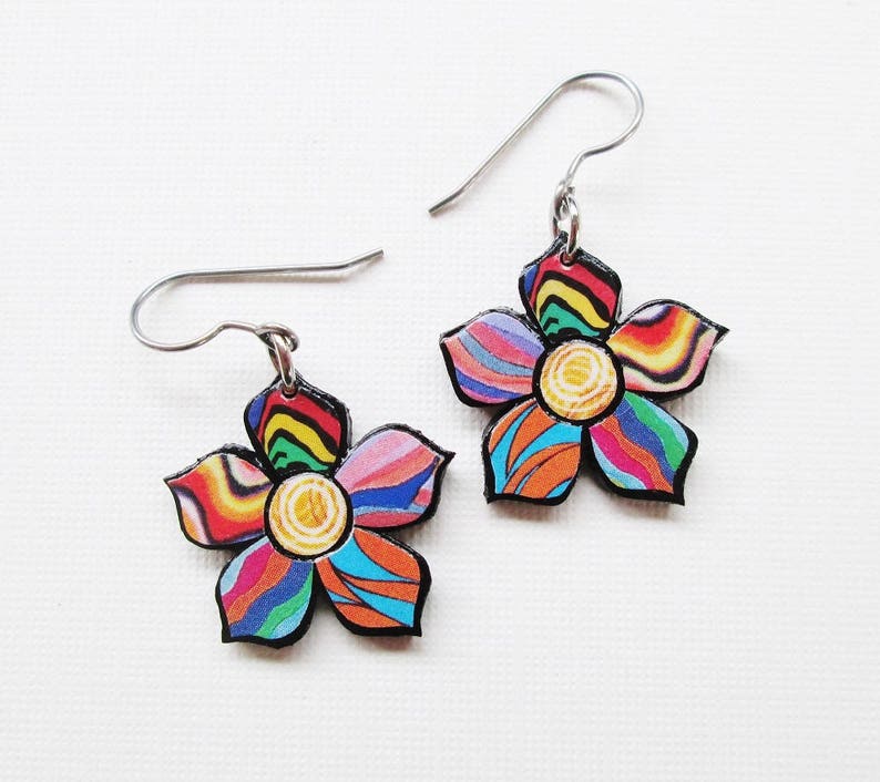 Paper Mosaic Flower Earrings Small Floral Earrings Upcycled Earrings Any Color Choice MADE-TO-ORDER image 8
