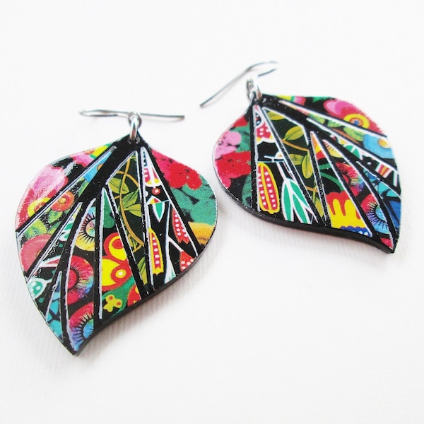 Boucles d'oreilles feuille de mosaïque de papier - Boucles d'oreilles feuille moyenne - Boucles d'oreilles recyclées - N'importe quel choix de couleur - MADE-TO-ORDER