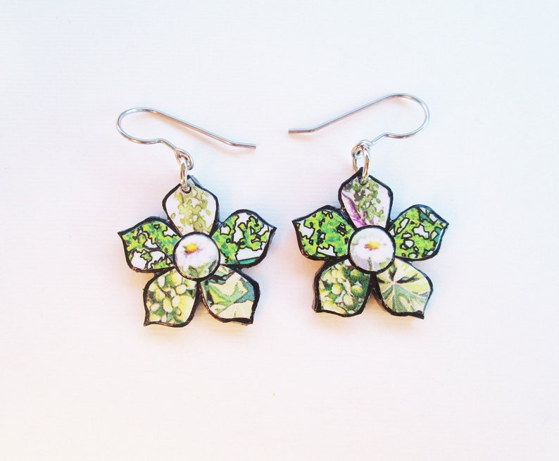 Paper Mosaic Flower Earrings Small Floral Earrings Upcycled Earrings Any Color Choice MADE-TO-ORDER image 5
