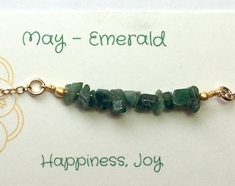 Raw Emerald Necklace, May Birthstone Necklace, Raw Crystal Necklace, Gift for her birthday gift, simple birthstone necklace natural emerald