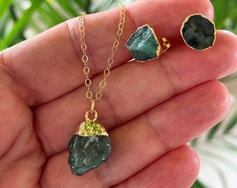 Raw Emerald Necklace earring set May birhtstone necklace Raw stone jewelry