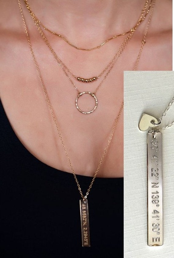 Vertical bar coordinate necklace discount