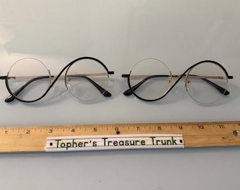 Elphaba Inspired Glasses – Semi-Rimless Round Frames – Wicked Musical Theater Cosplay Accessory – Unique Prop Collectible