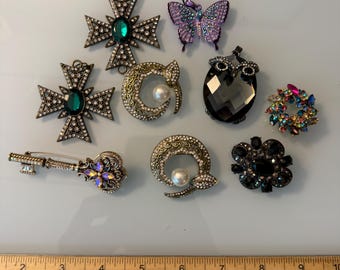 Vintage-Inspired Brooch, Pendant Lot - Mixed Assortment of Statement Jewelry - Decorative Pins, Rhinestone and Pearl Accents