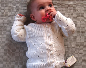 Pull tricoté à la main, Cardigan pour baby girl. Veste bébé blanche-neige en laine mérinos. Plus de couleurs et de tailles (0-7 ans)
