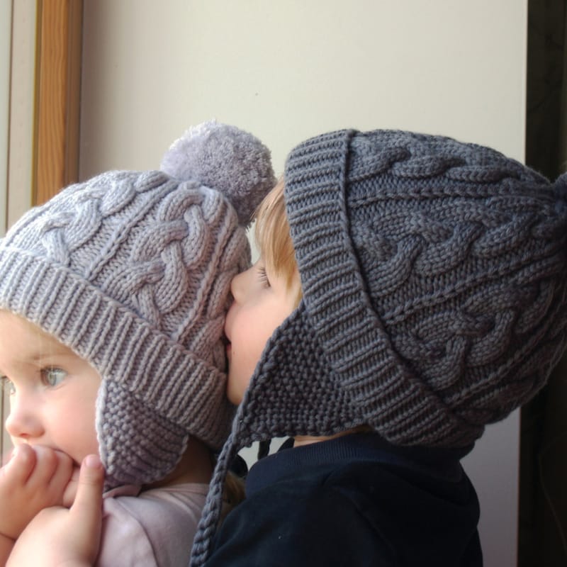 Bonnet Femme En Laine Gris Avec Perles Et Pompon - Taille Unique - Neuf Sans étiquette