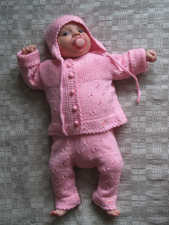 Hand knitted baby clothes for sale sale