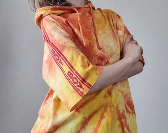 BOY London Hooded Vintage T-Shirt in Yellow & Orange Tie-Dye - Free Size Unisex
