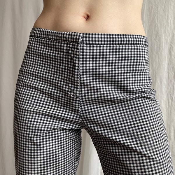 Vintage Mid Waisted Check Cigarette Capri Pants, 90s Gingham Plaid Slim Fitted Cotton Crop Trousers, Small Size S
