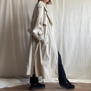 Maxi trench croisé blanc cassé vintage, pardessus ceinturé avec col à revers des années 90, moyen Extra Large M L XL image 8