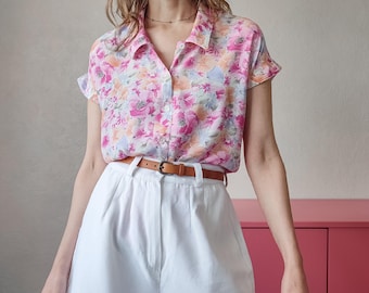 Vintage Flowy Floral Blouse in Shades of Pink - Finnish Summer Top - Size S/M