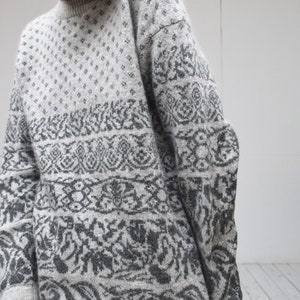 Vintage Lambswool Angora Blend Sweater Monochromatic Fair Isle Jumper Extra Warm Double Knit Pullover, Small Medium Size image 3