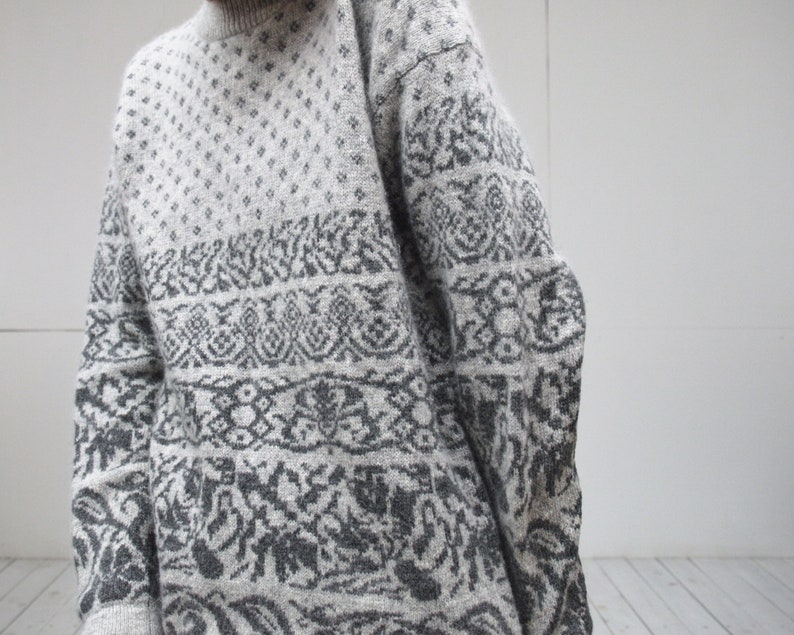 Vintage Lambswool Angora Blend Sweater Monochromatic Fair Isle Jumper Extra Warm Double Knit Pullover, Small Medium Size image 3