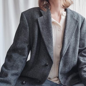 Vintage Wool Blend Men&#39;s Tweed Coat in Black and White Herringbone, Classic Y2k Chesterfield Midi Coat, Large Size L