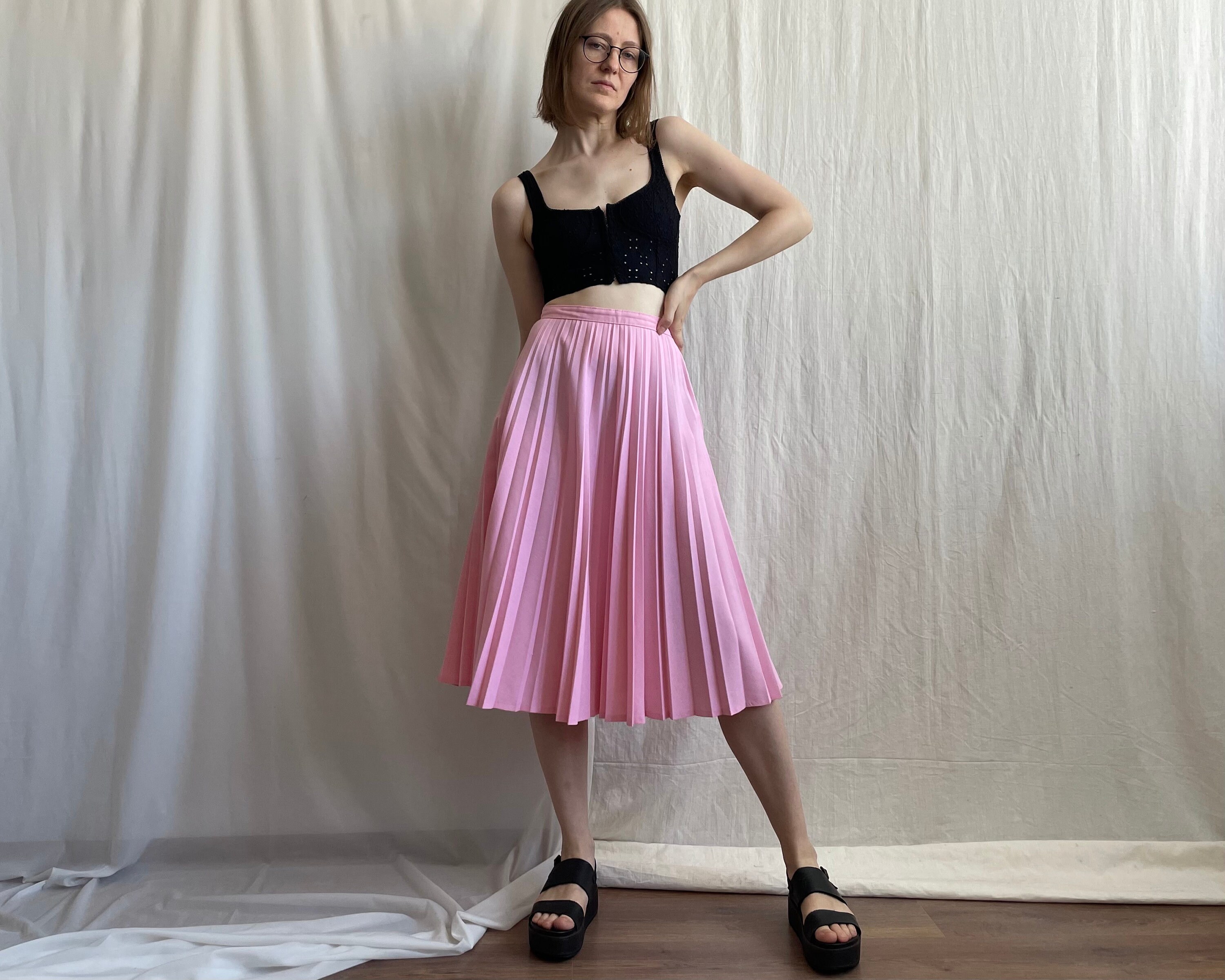 Baby pink pleated skirt hot sale