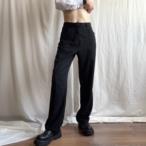 Pantalon de bureau taille haute vintage avec plis noirs Pantalon de costume noir coupe décontractée grande avec poches Petite taille moyenne S M image 1