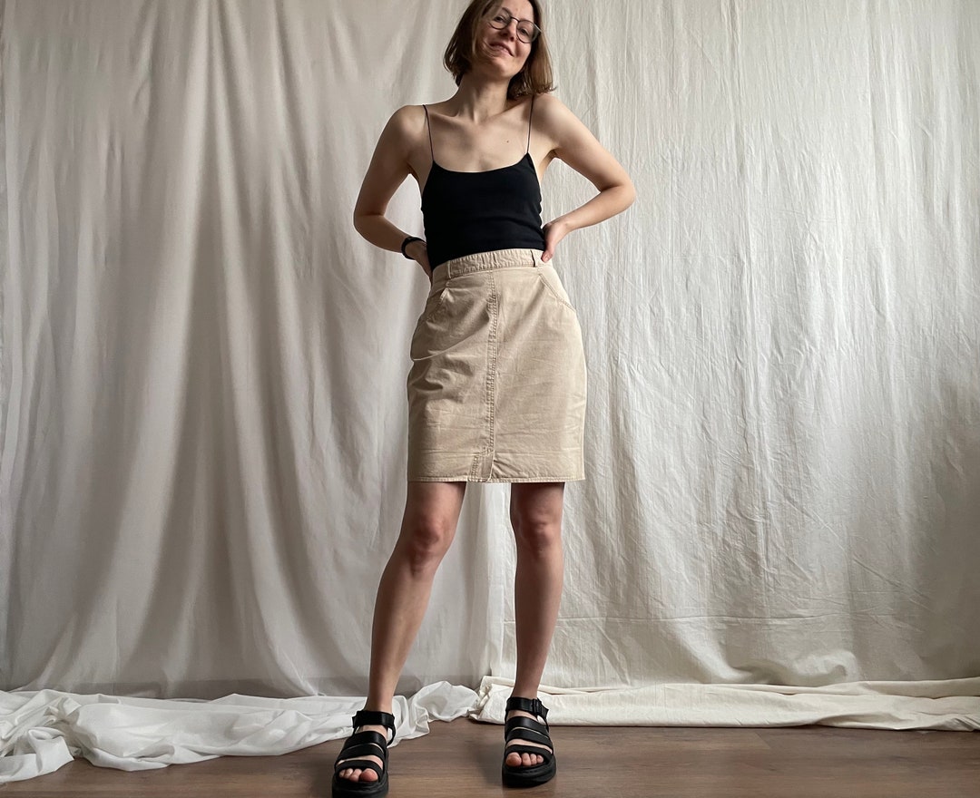 Vintage 80s Beige Cotton Mini Skirt: High Waist Denim Style (S/M