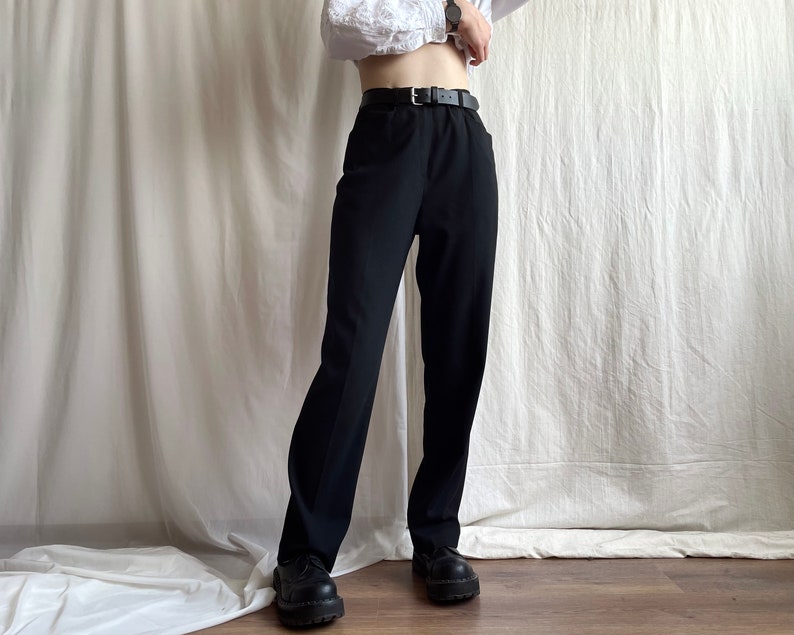 Pantalon de bureau taille haute vintage avec plis noirs Pantalon de costume noir coupe décontractée grande avec poches Petite taille moyenne S M image 8