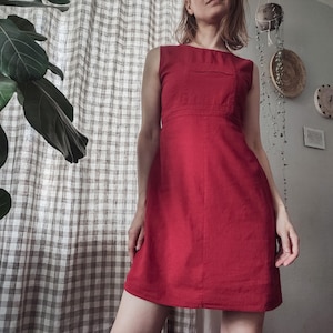Vintage Linen Blend Mini Dress in Bright Red with Front Pocket and Self Fabric Ties, 90s Short Sweater Dress, Size S