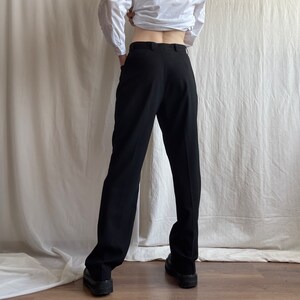 Pantalon de bureau taille haute vintage avec plis noirs Pantalon de costume noir coupe décontractée grande avec poches Petite taille moyenne S M image 4