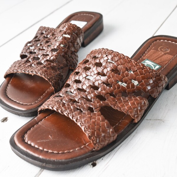 Vintage tejido diapositivas de cuero marrón abierto de los dedos del dedo del sol zapatos de verano sandalias de tamaño pequeño 35 Reino Unido 36 EUR 5 5.5 EE.UU.