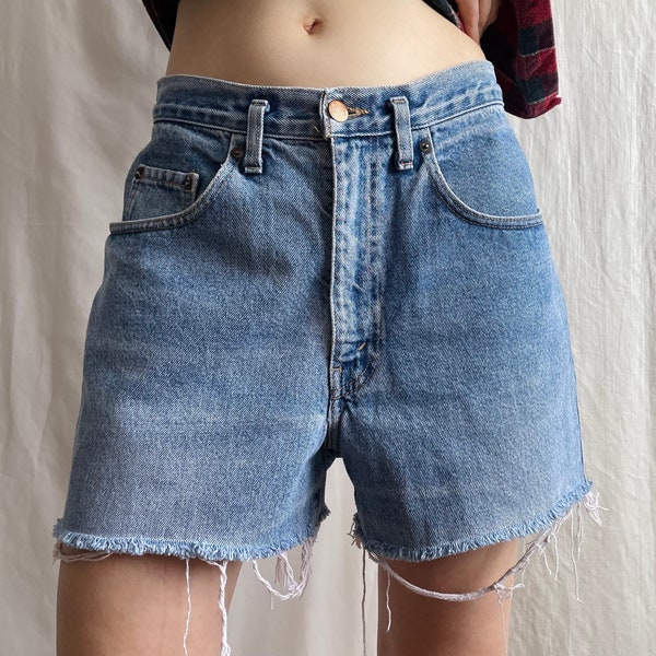 Vintage high waist light wash distressed raw hem cut-off denim shorts, frayed hem faded jean shorts, Medium size M