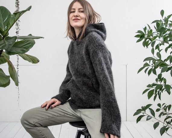 Vintage Knitted Hoodie Gray Fuzzy 
