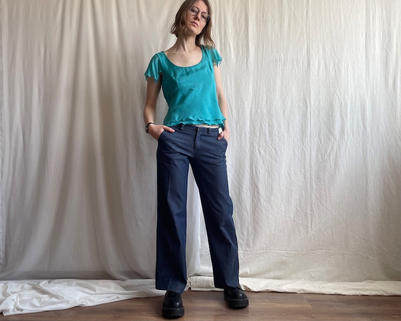 Pantalon en jean vintage taille basse à plis larges, pantalon en jean bleu foncé de l'an 2000 avec poches latérales, petite taille S image 2