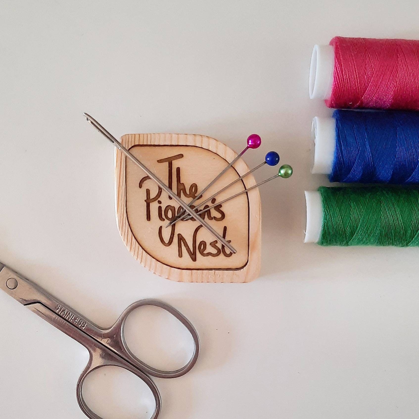 Wooden needle minder magnetic magnet needle minder Keepers | Etsy