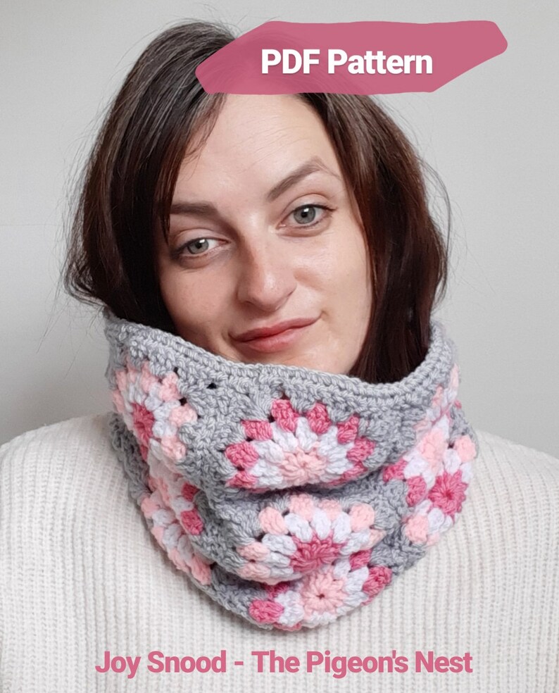 Crochet pattern for sunburst granny square neck warmer Joy cowl scarf. DIY crochet pattern for granny knit snood. Pink and grey neck wrap. image 3