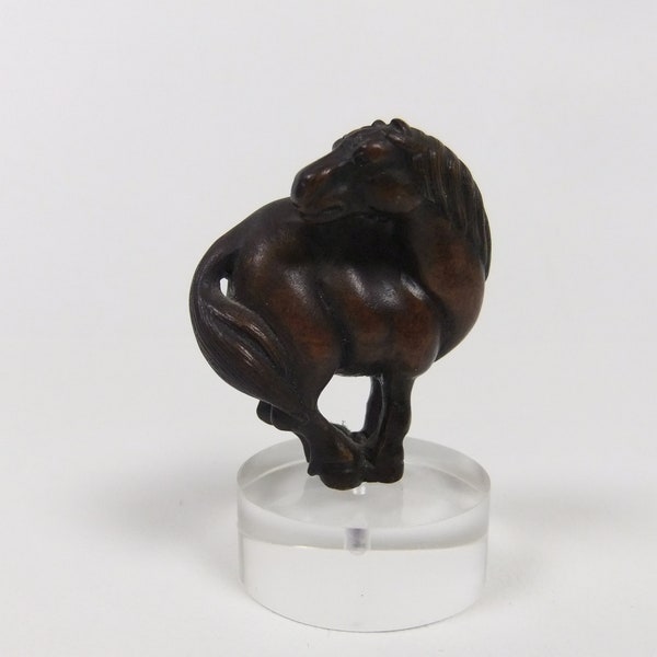 Horse Netsuke Metropolitan Museum of Art Casting