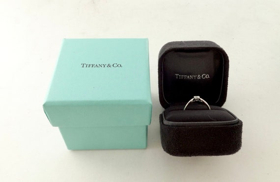 Authentic Tiffany & Co. Diamond Ring Platinum Sol… - image 7