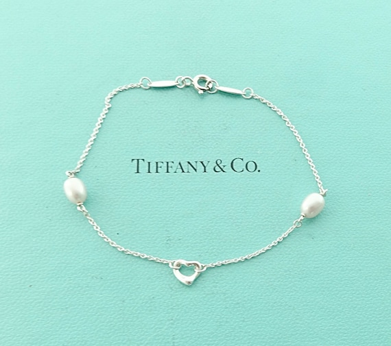 Tiffany & Co HardWear Graduated Bead Ball Necklace in Silver | The Silver  Trove