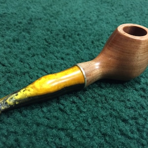 Handmade hardwood tobacco pipe
