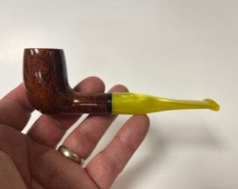Hand carved briar tobacco pipe