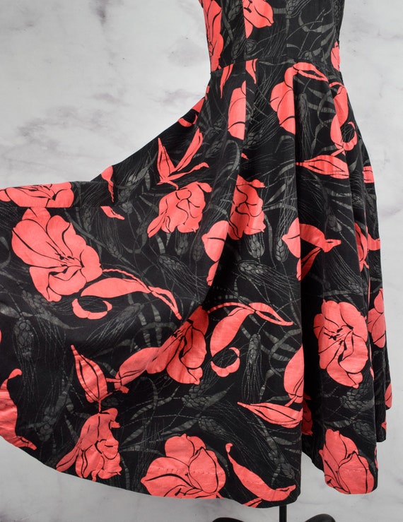 1950s Floral Sundress Size XS 50s Sleeveless Dres… - image 9