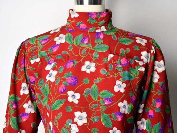 1970s Emanuel Ungaro Blouse Size XS 70s Strawberr… - image 7