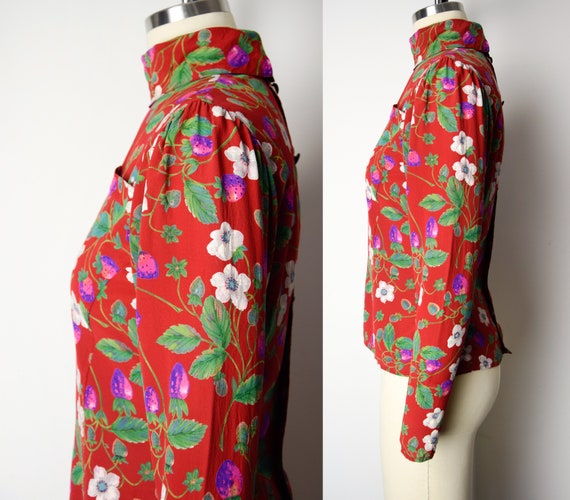 1970s Emanuel Ungaro Blouse Size XS 70s Strawberr… - image 4