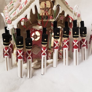 Toy Soldiers/ Wooden Toy Soldiers Ornament / Nutcracker Soldier