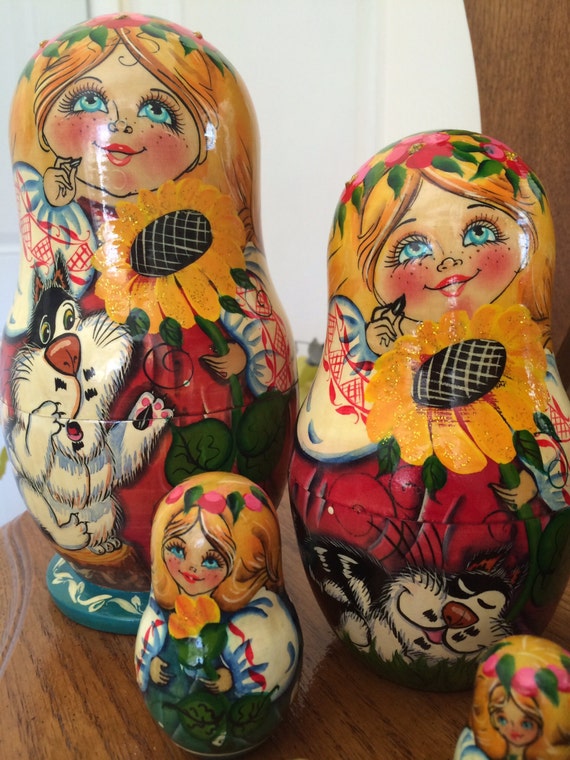 Verschiedene russische Matroschka Nesting Doll Mädchen Linde handgemalt Dekor 