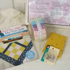 Beginner Quilt Kit, Ombre Confetti Fabric, Autographed Book, Pins