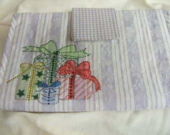 Large Quilted Travel Bag: Purple Cream Cosmetic Organizer with Rhinestone Gifts