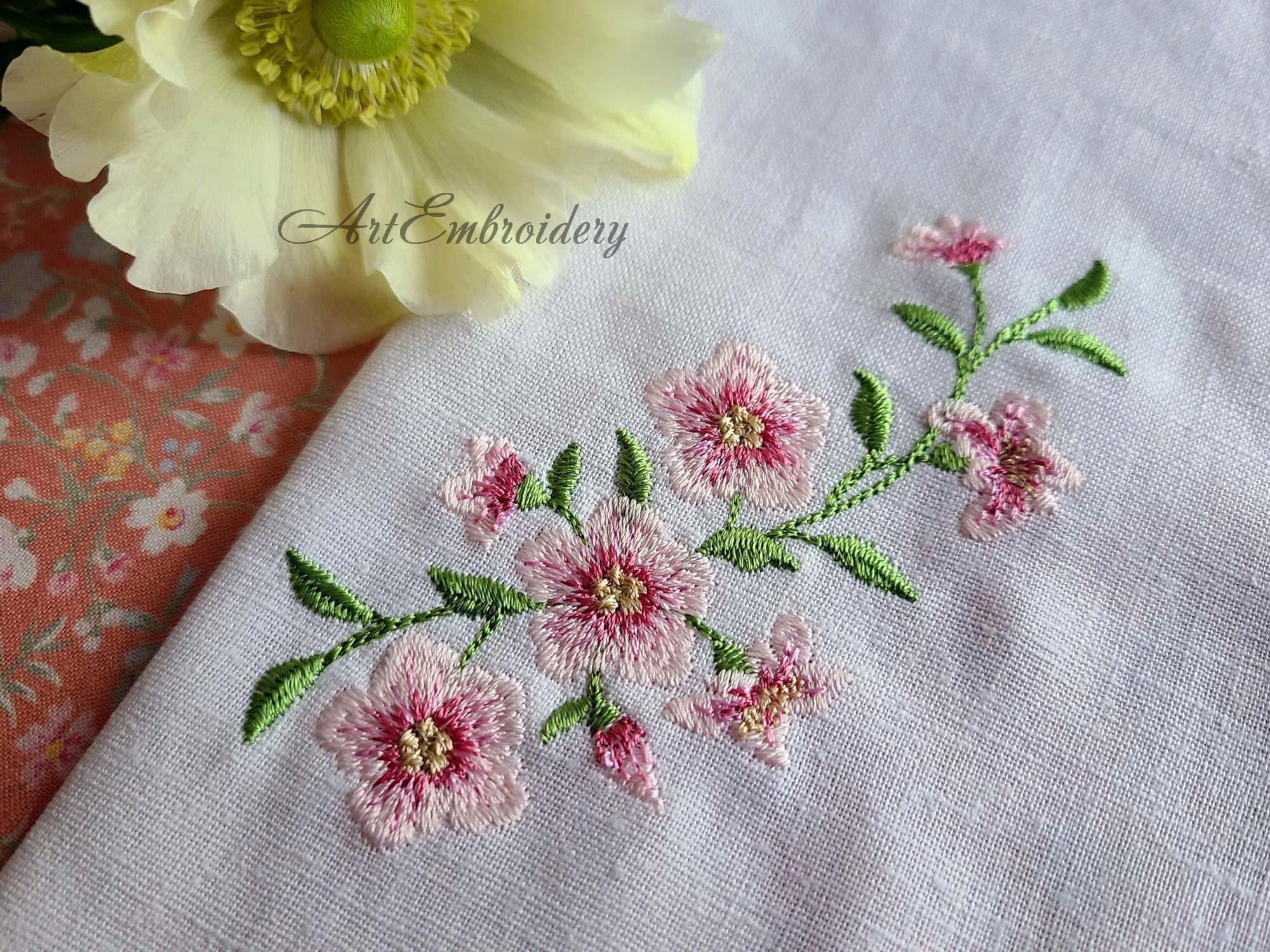 Pink Blossom Scallop Machine Embroidery Design (digital File