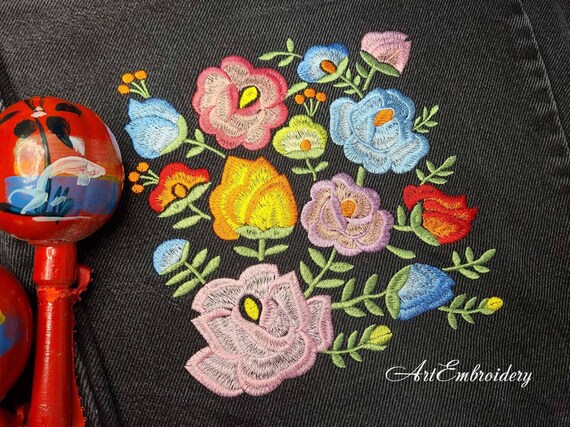 Flowers in Mexican Oaxacan Style - Machine Embroidery Design in 4